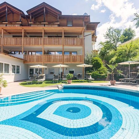 Wanderhotel Teiserhof Funes  Bagian luar foto