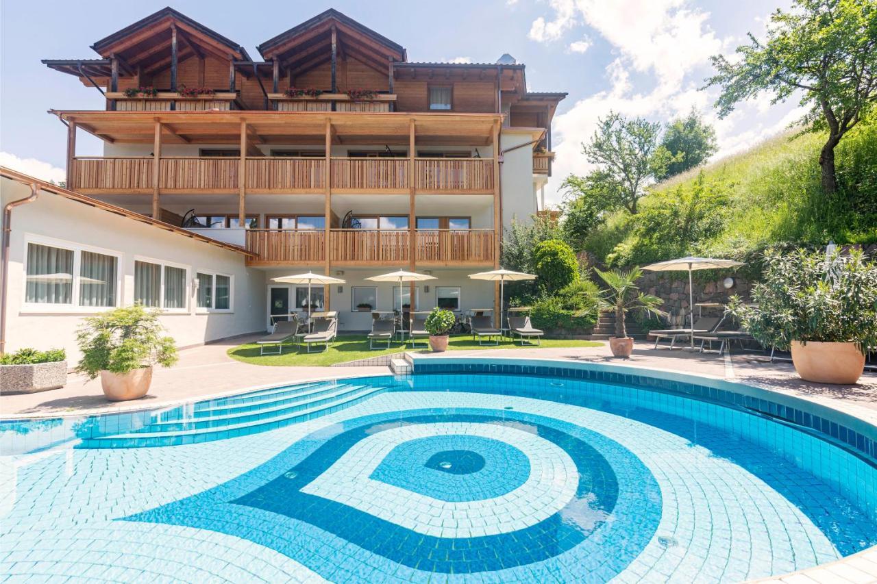 Wanderhotel Teiserhof Funes  Bagian luar foto