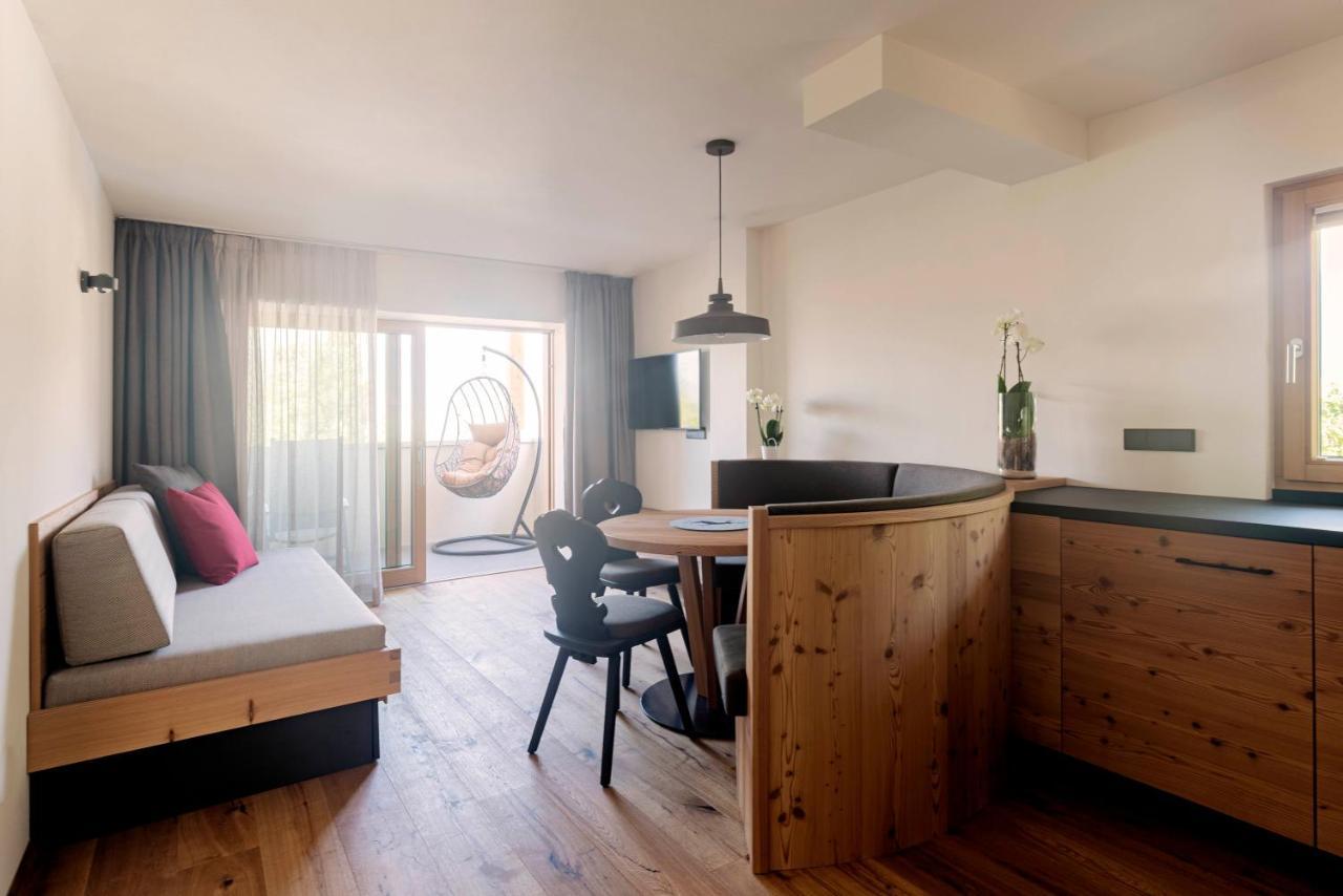 Wanderhotel Teiserhof Funes  Bagian luar foto