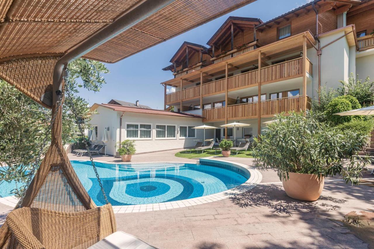 Wanderhotel Teiserhof Funes  Bagian luar foto